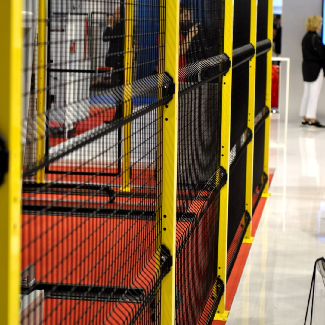 Modula Frameless Partitioning